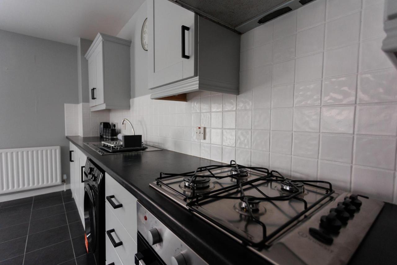 2 Bedroom Ground Floor Apartment Белфаст Экстерьер фото