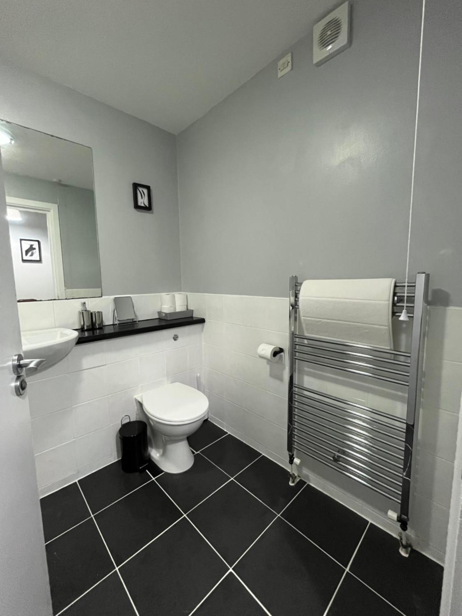 2 Bedroom Ground Floor Apartment Белфаст Экстерьер фото