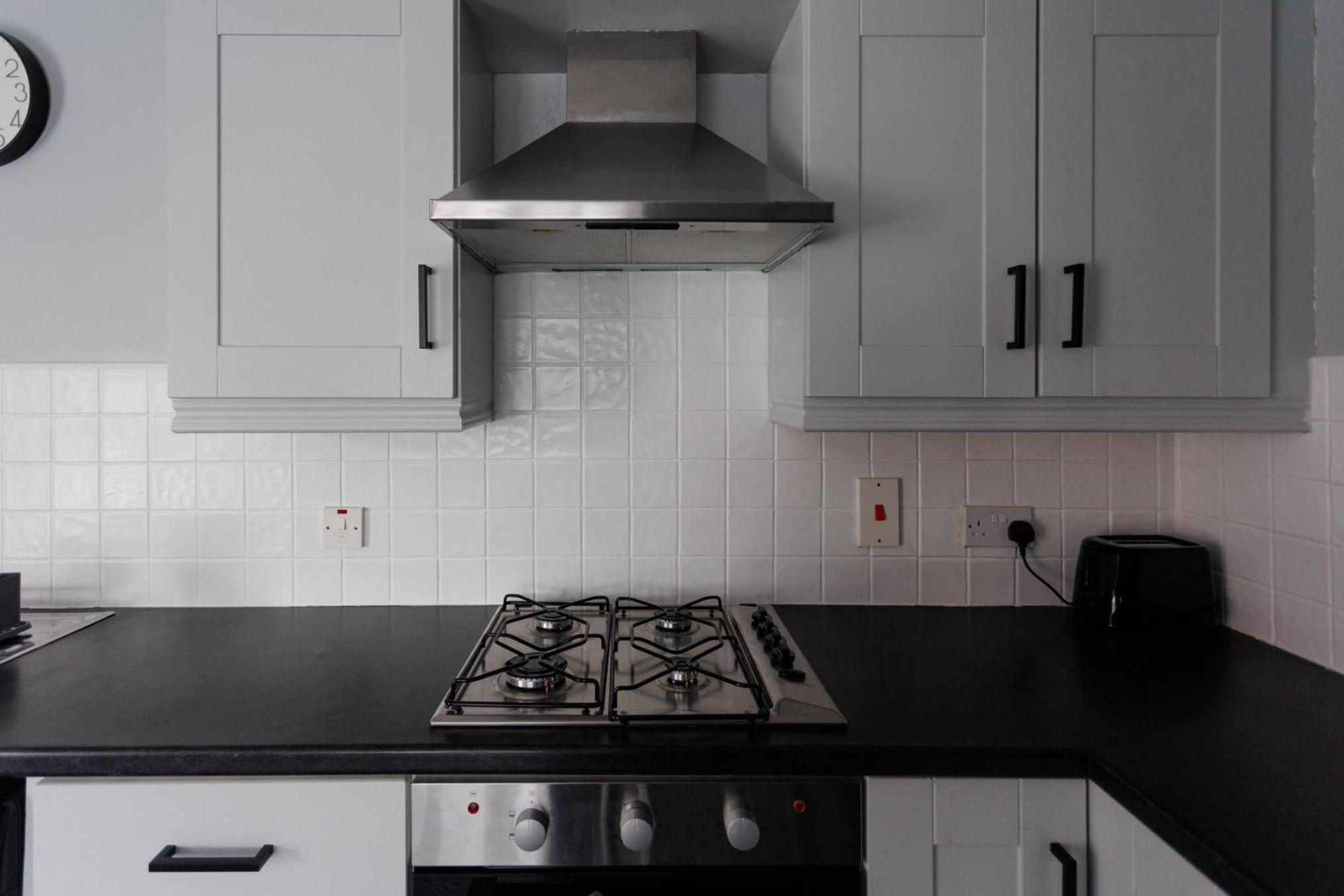 2 Bedroom Ground Floor Apartment Белфаст Экстерьер фото