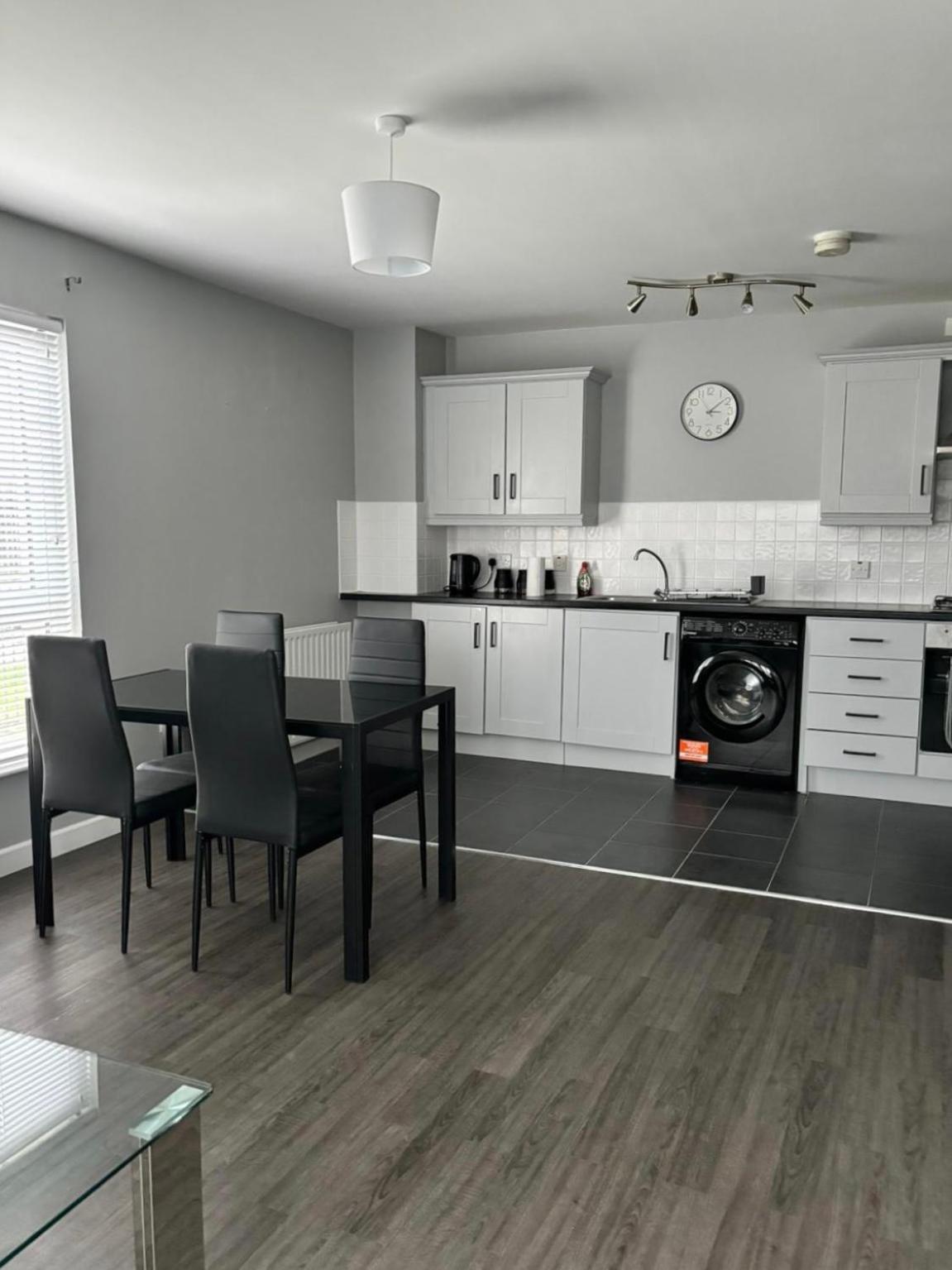 2 Bedroom Ground Floor Apartment Белфаст Экстерьер фото